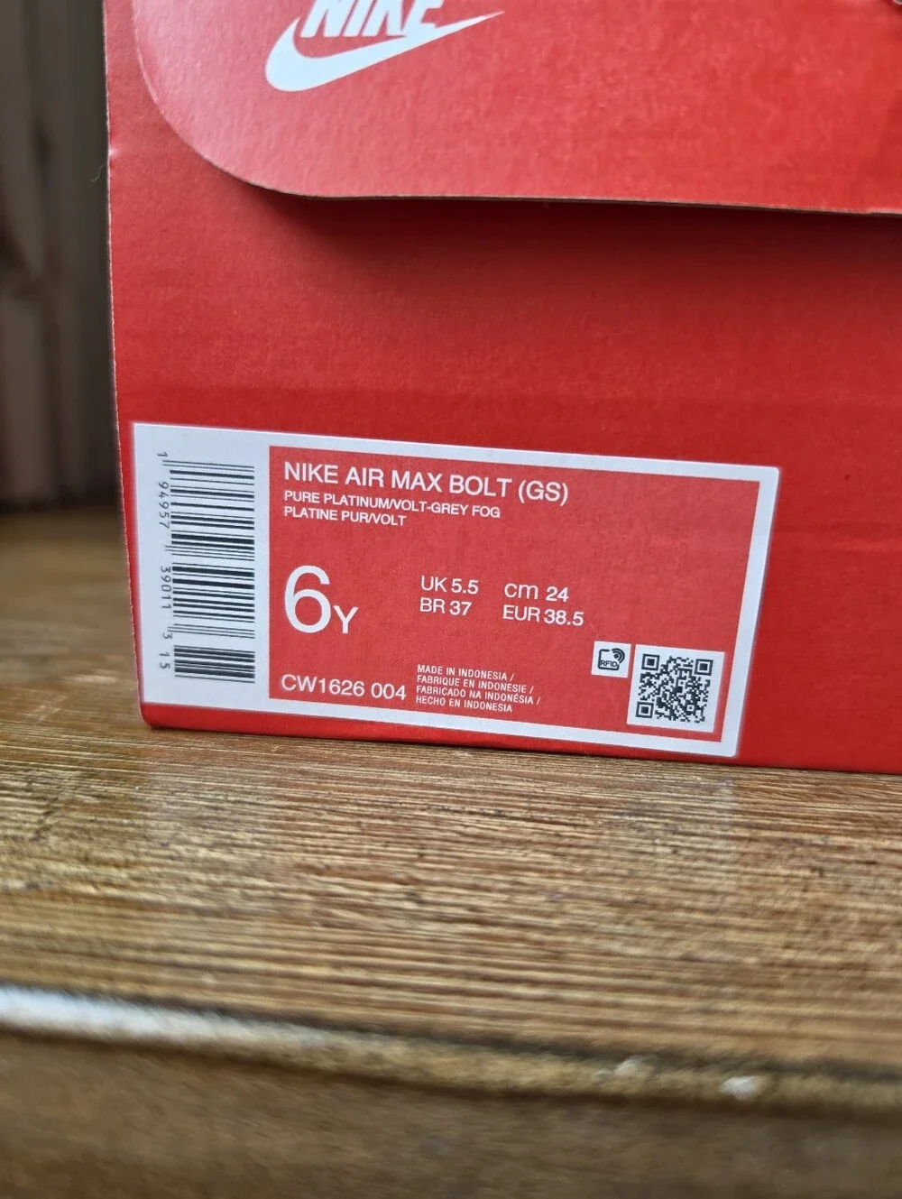 Nike Air Max Volts 6Y